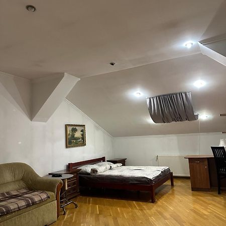 Apartment Kostyushka Lviv Exterior photo