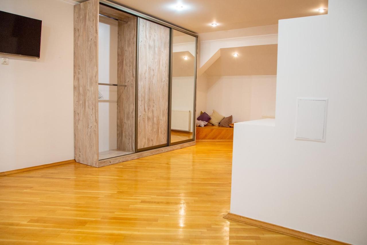 Apartment Kostyushka Lviv Exterior photo