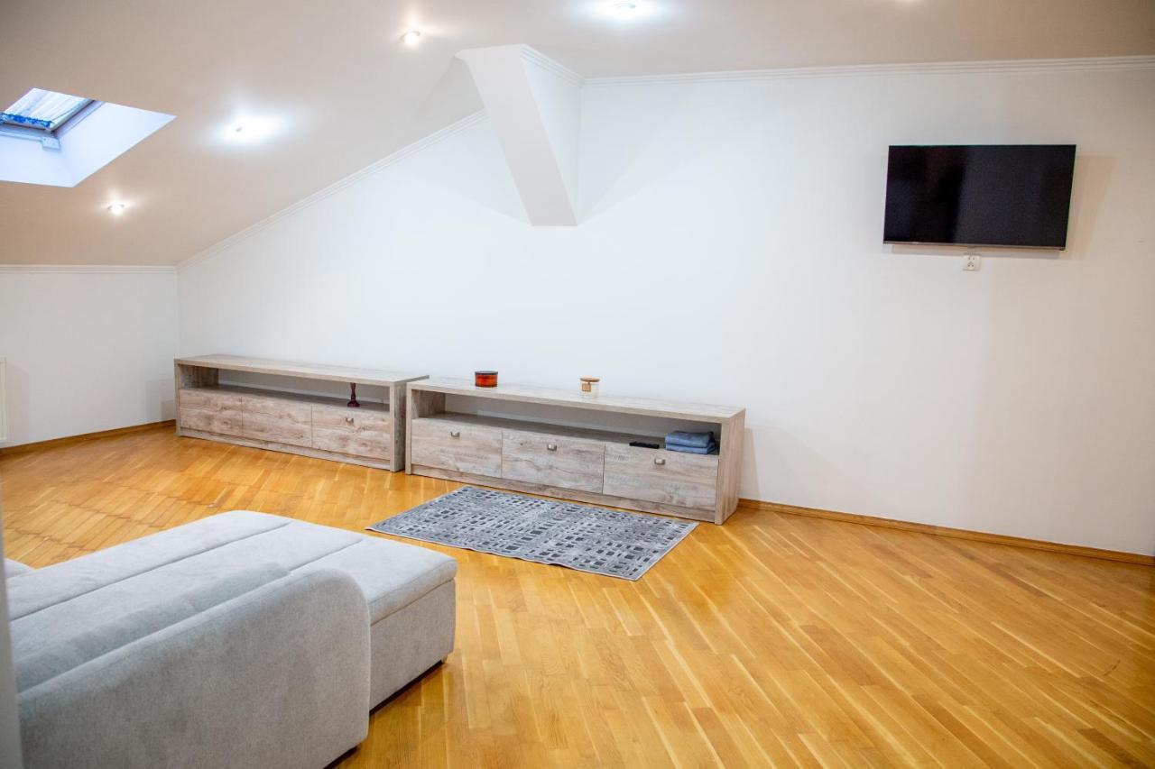 Apartment Kostyushka Lviv Exterior photo